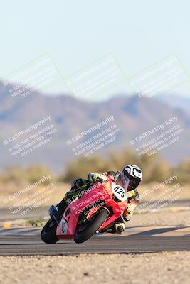 media/Dec-07-2025-CVMA (Sun) [[3e7d2de5dc]]/Race 16-Formula Middleweight/